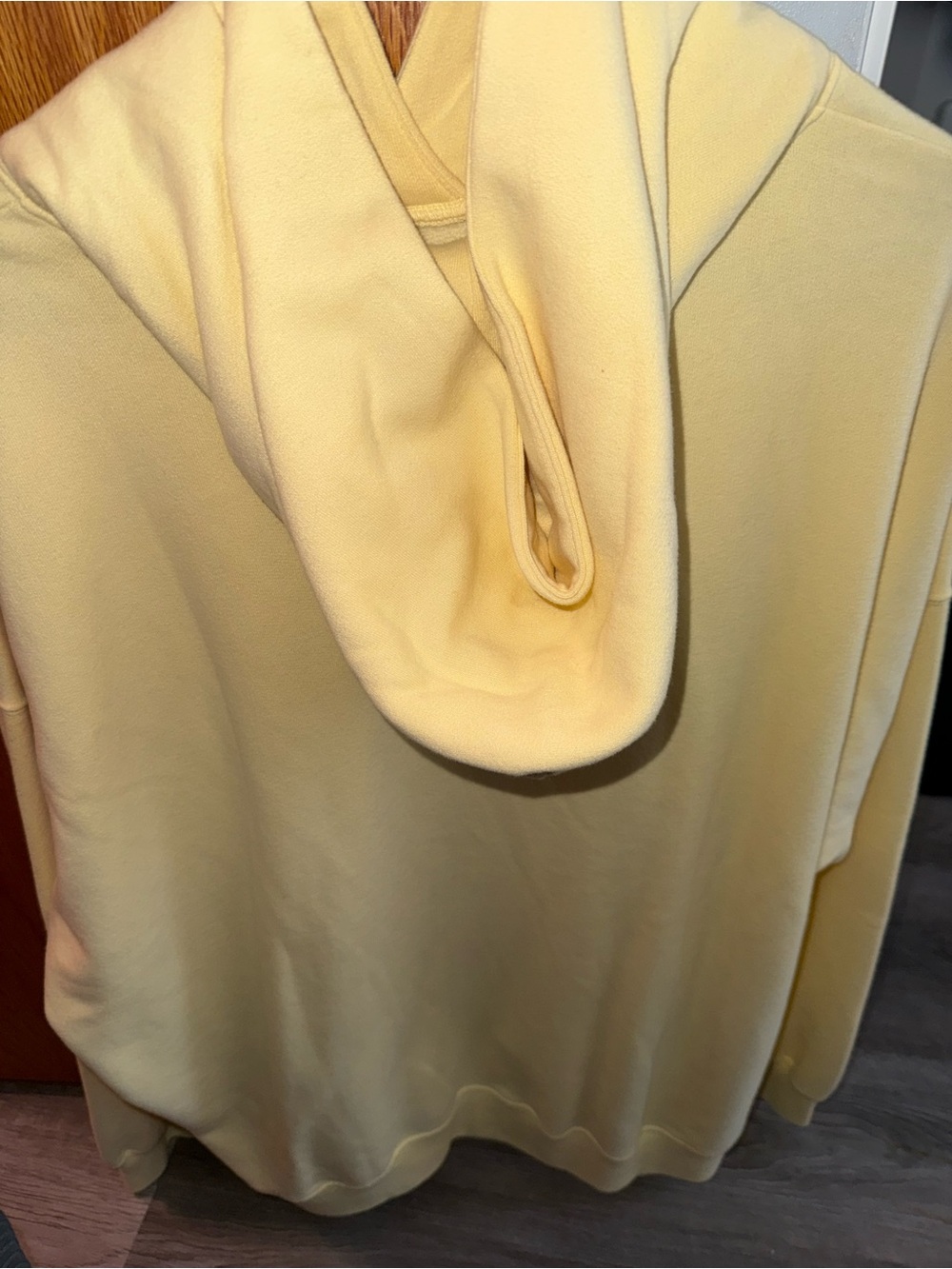 Hollister Butter Yellow Pullover Hoodie - Picture 2 of 3